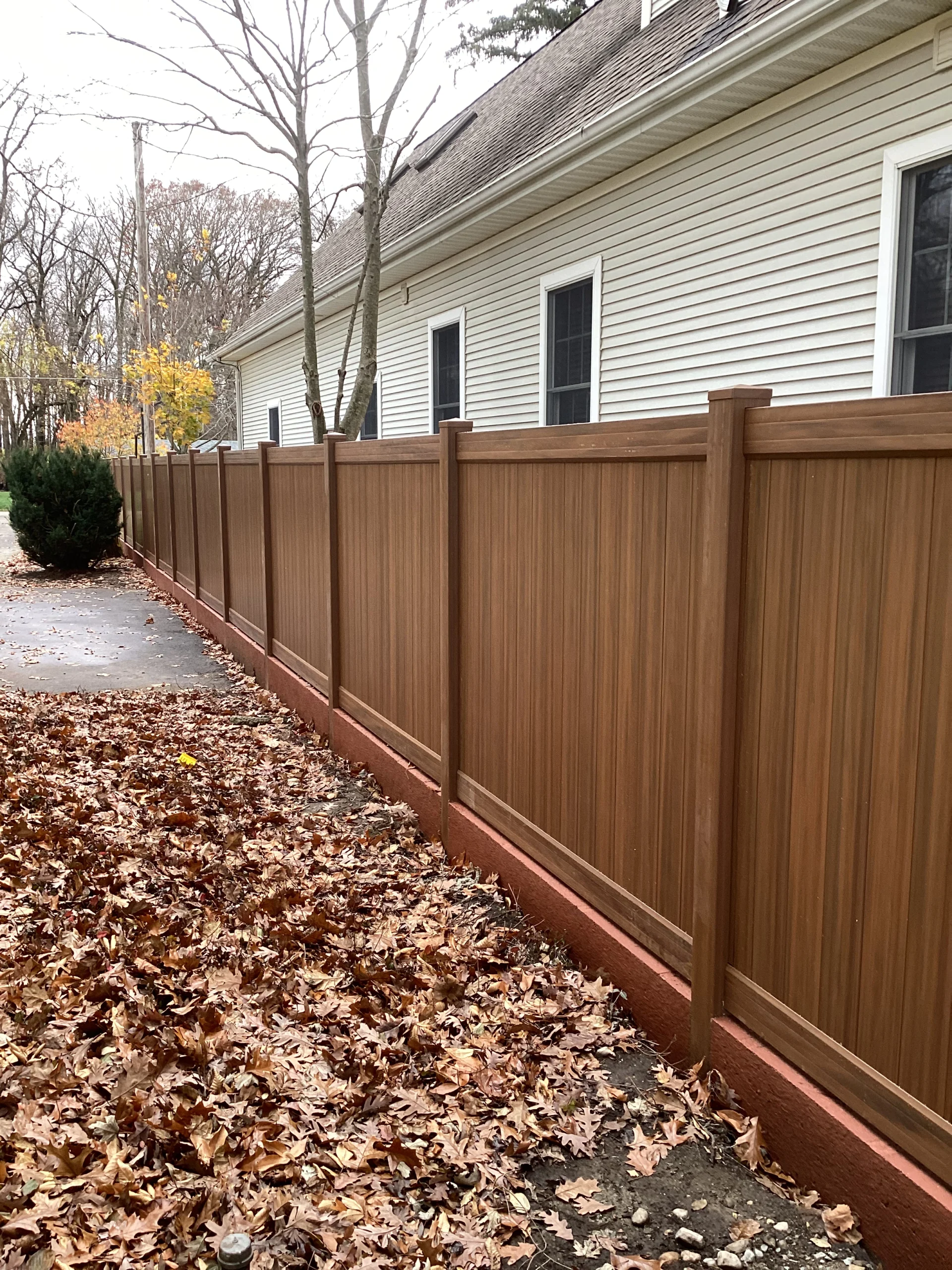 brown wooden fencing